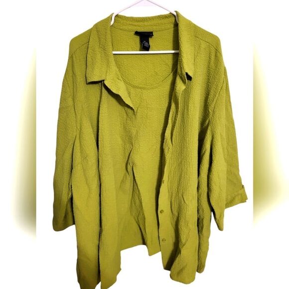 Maggie Barnes Green Tank Shacket Combo, Plus Size 4X 30/32 - Picture 3 of 7